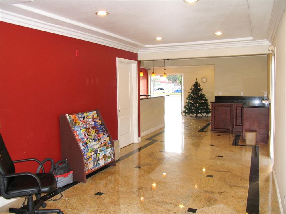 Chateau Inn & Suites Downey Esterno foto